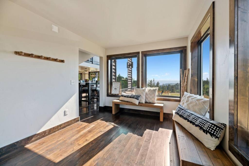 Altitude Adjustment- Panoramic Views, Sleeps 12 Villa Lead Exterior photo